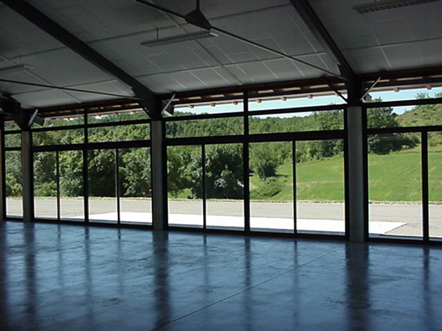 Belvèze salle des fêtes intérieur